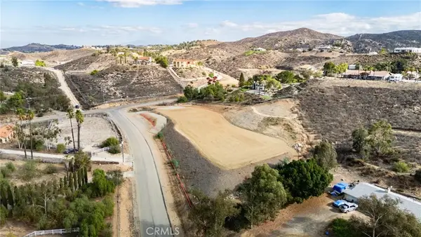 14735 Descanso, Lake Mathews, CA 92570
