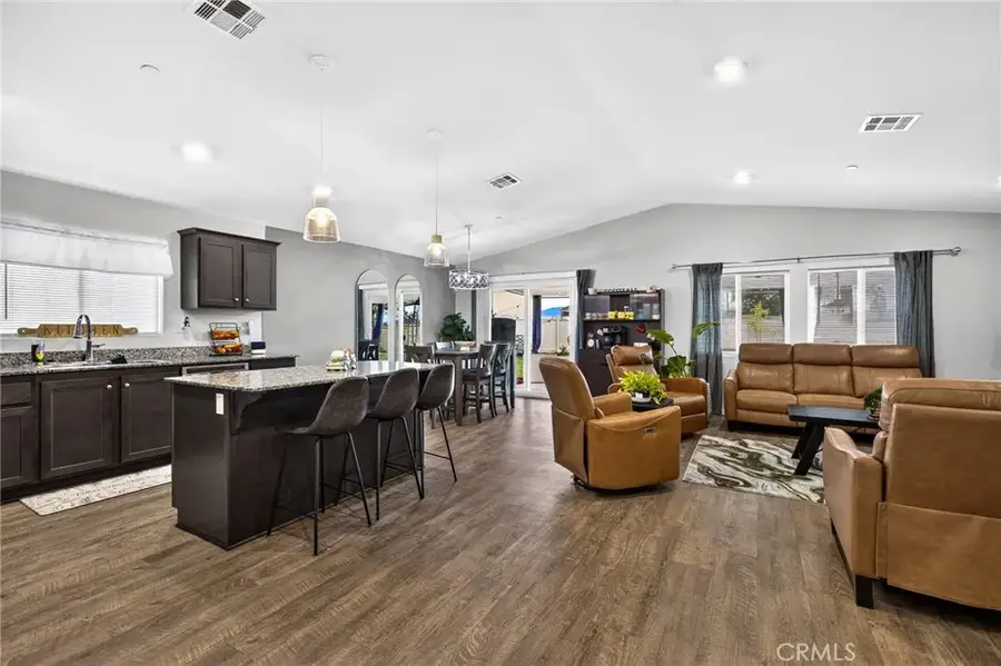 693 Rose Thorn, San Jacinto, CA 92582 - #3