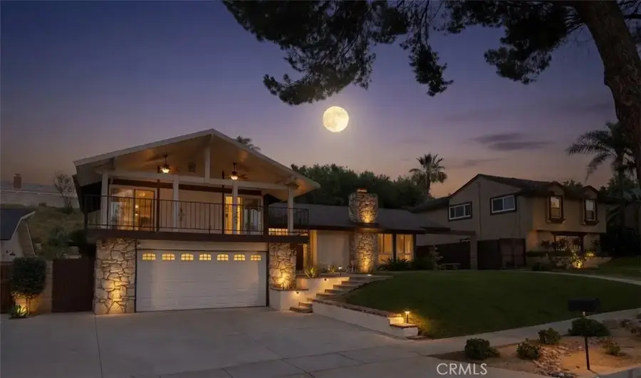 1483 Greenbriar Avenue, Corona, CA 92878 - #2