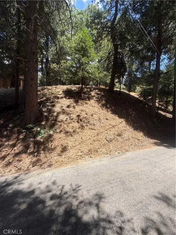 0 Pyramid, Crestline, CA 92325