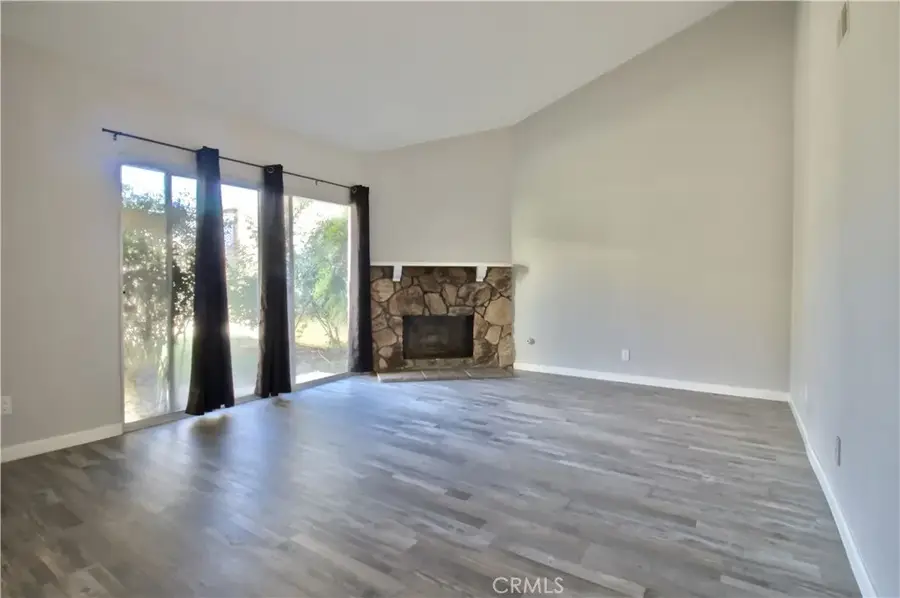 16465 Green Tree #14, Victorville, CA 92395 - #2