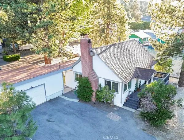 1081 Apple Avenue, Wrightwood, CA 92397