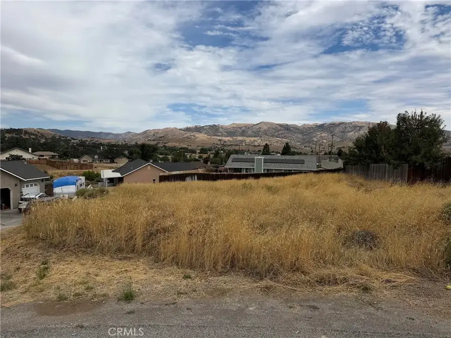 21105 Hillcrest, Tehachapi, CA 93561 - #2
