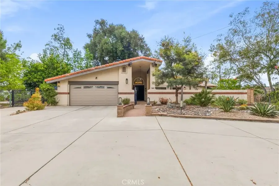 31016 E Sunset Drive North, Redlands, CA 92373 - #2