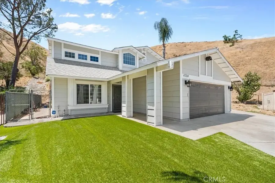 4304 Whitney Dr, San Bernardino, CA 92407 - #3