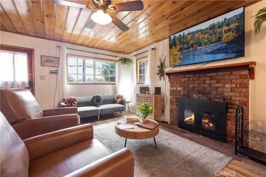 42855 Willow Avenue, Big Bear, CA 92315 - #2