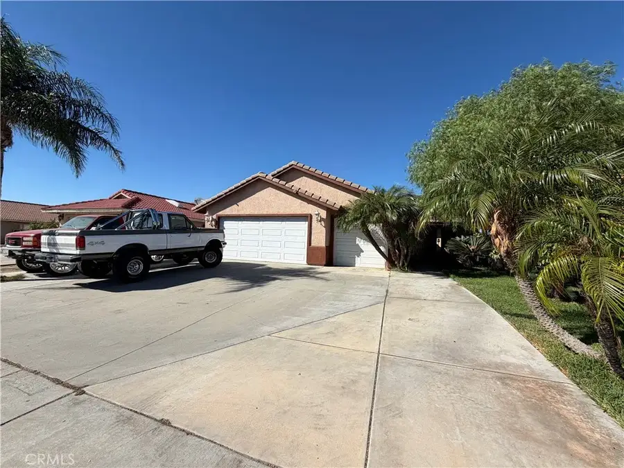 15184 Macadamia Court, Fontana, CA 92335 - #3