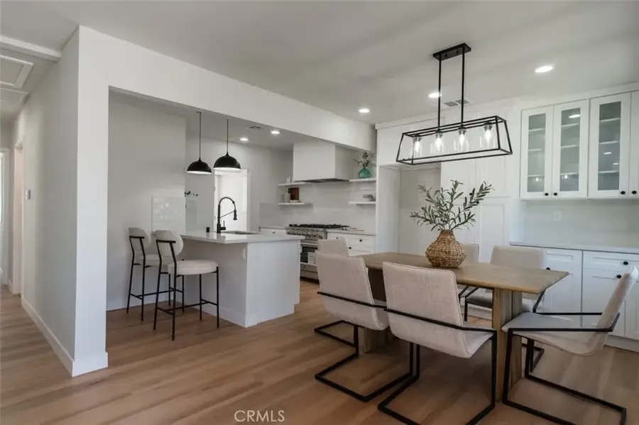 2432 Exposition Place, Los Angeles, CA 90018 - #3