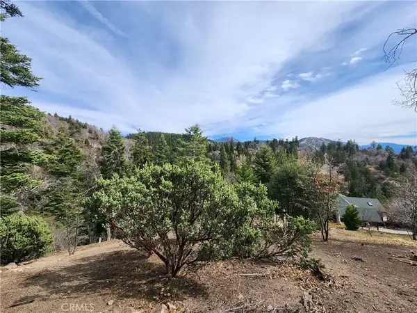 30914 Old City Creek, Running Springs, CA 92382