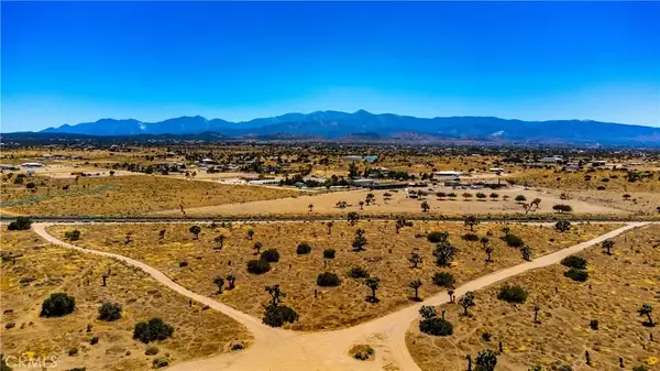 0 Vinton, Phelan, CA 92371