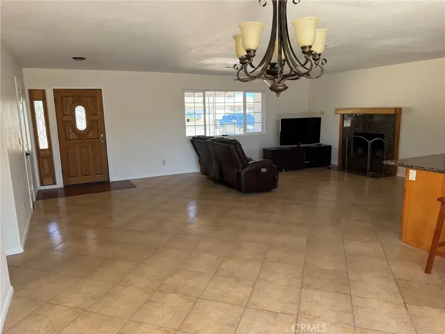 11761 Jamacha, Apple Valley, CA 92308 - #2
