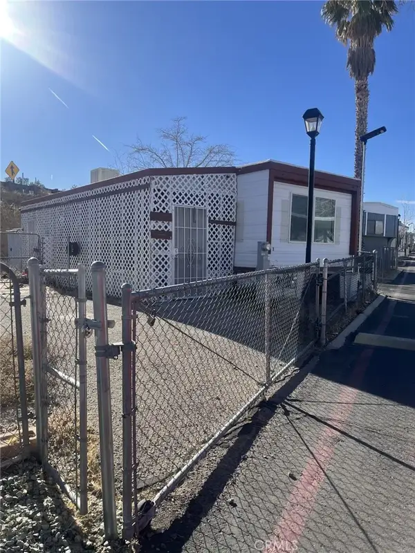 1980 E Main St #6, Barstow, CA 92311