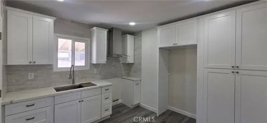 2385 Roxbury, San Bernardino, CA 92404 - #2