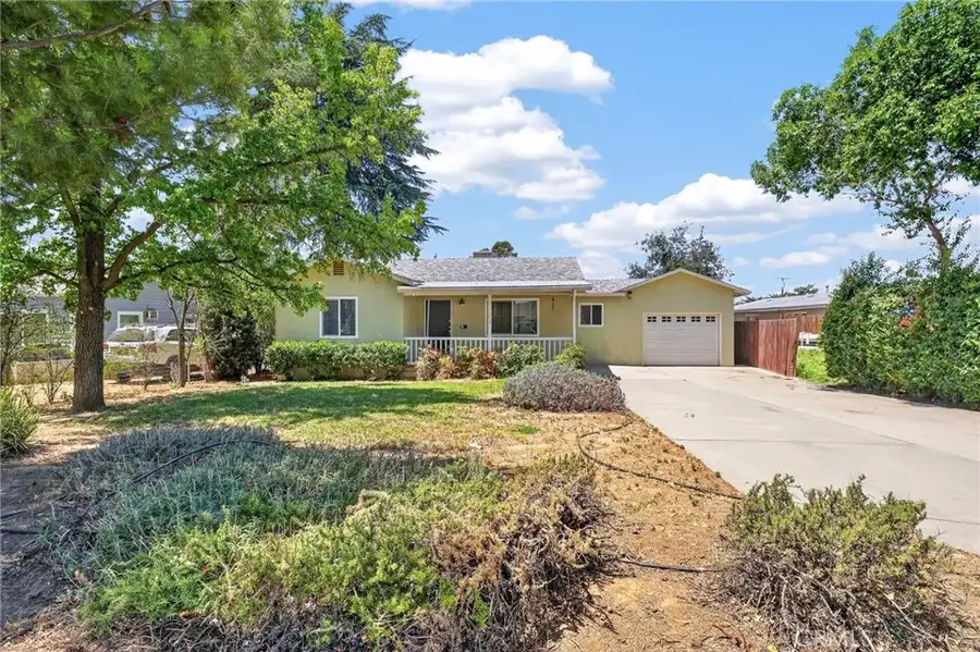1073 Palm, Beaumont, CA 92223 - #3