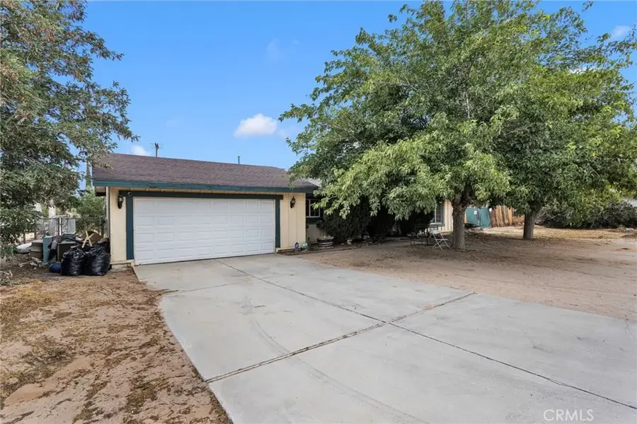 20548 Sitting Bull, Apple Valley, CA 92308 - #3