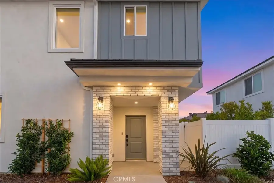 15540 Colorado, Paramount, CA 90723 - #3