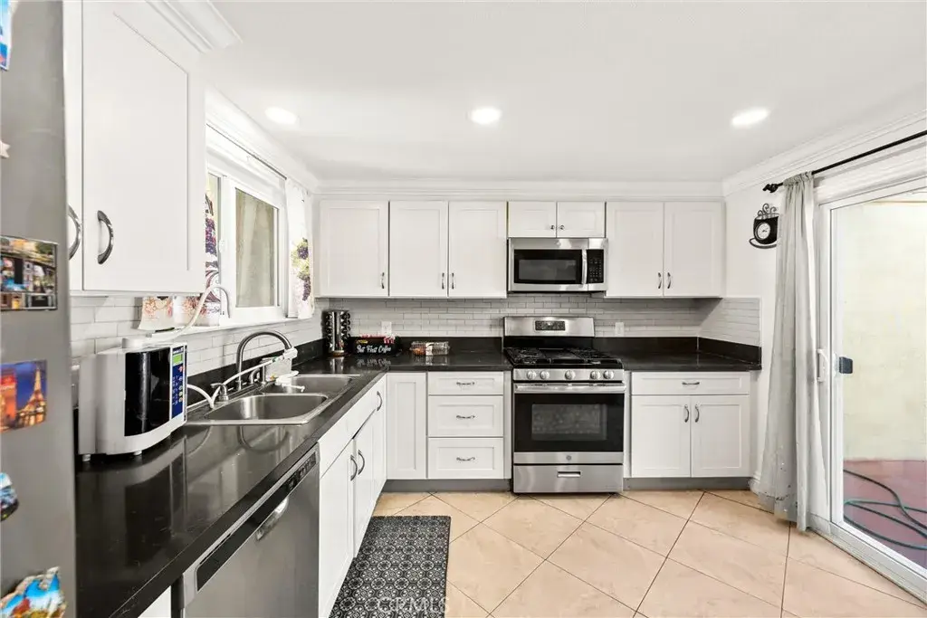1183 Mountain Gate, Upland, CA 91786 - #1