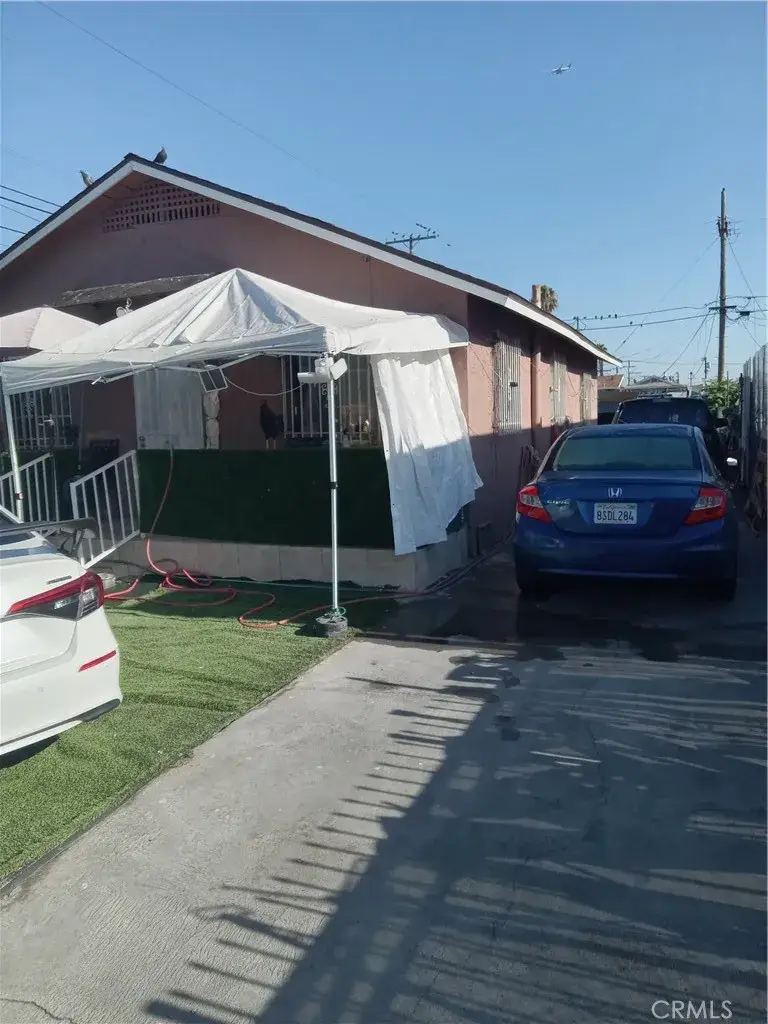 233 W 109th, Los Angeles, CA 90061 - #1
