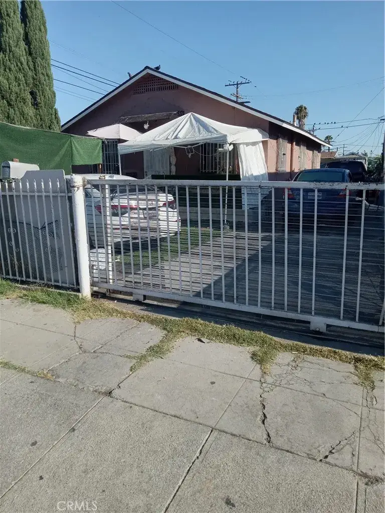233 W 109th, Los Angeles, CA 90061 - #2