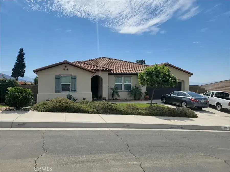 7039 N Antique Street North, San Bernardino, CA 92407 - #2