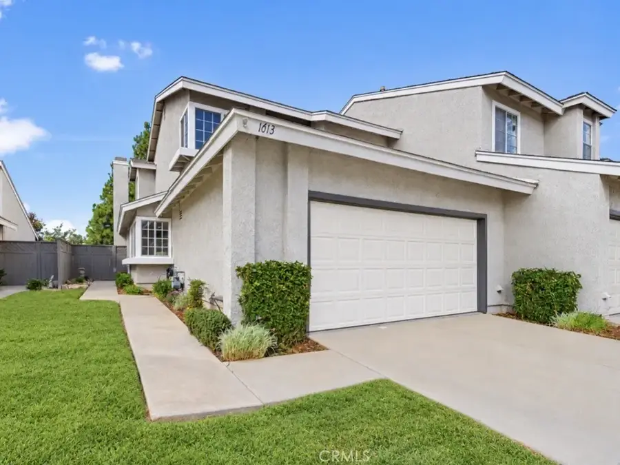1613 Toyon, Corona, CA 92882 - #3