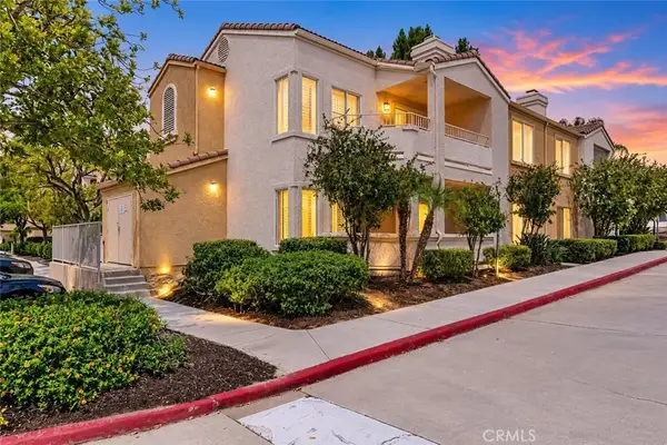 2325 Del Mar Way #108, Corona, CA 92882