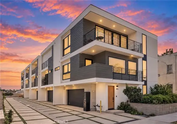 971 N Starlight Court, Los Angeles, CA 90029