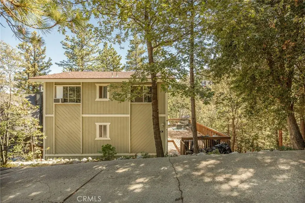1214 Aleutian, Lake Arrowhead, CA 92352 - #1