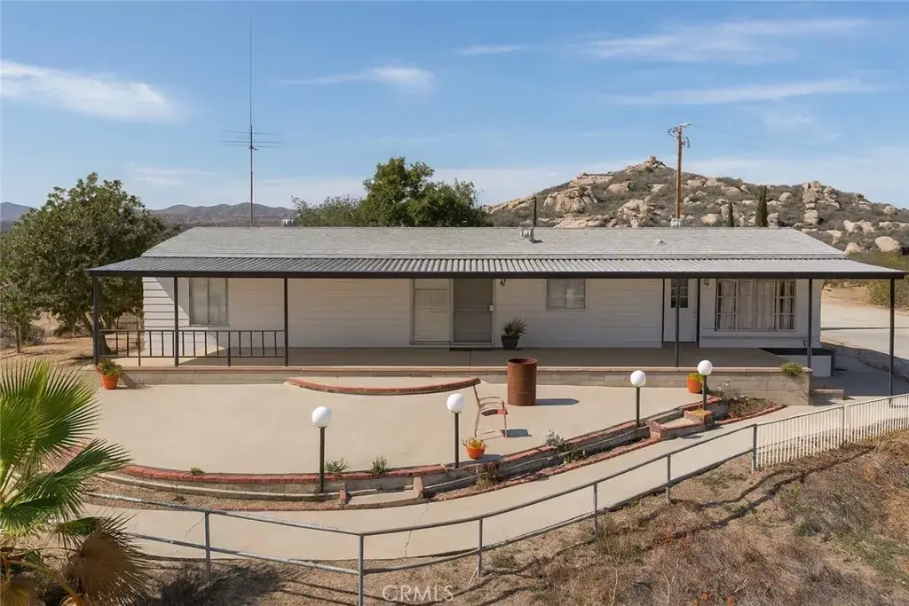 1020 Clayton, Perris, CA 92570 - #1