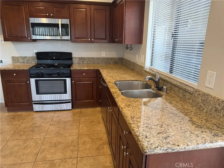 44580 La Paz, Temecula, CA 92592 - #3