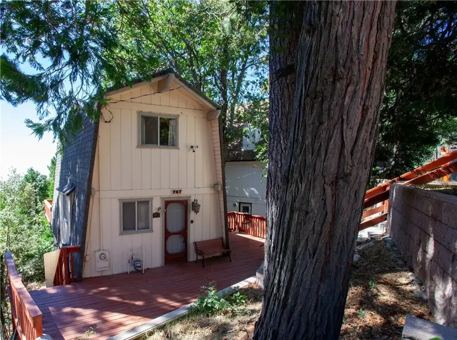 767 W Victoria Court, Lake Arrowhead, CA 92352 - #2