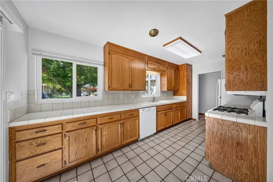 19 Hastings, Redlands, CA 92373 - #3