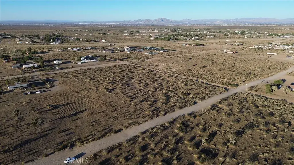 1 Sunset, Phelan, CA 92371 - #1