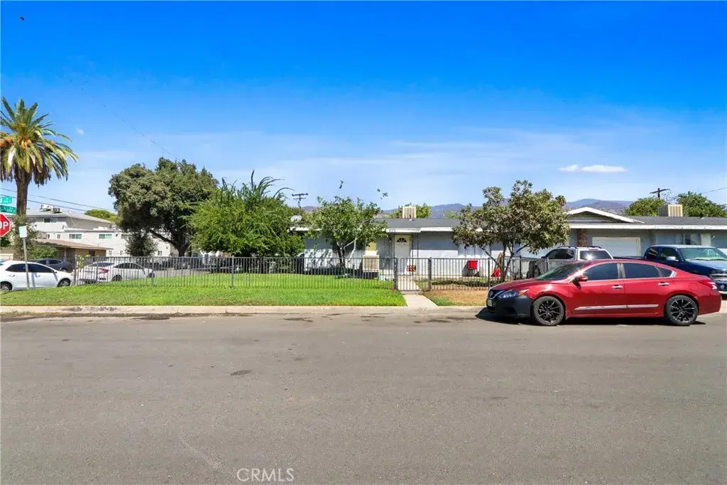 202 E 43rd, San Bernardino, CA 92404 - #1