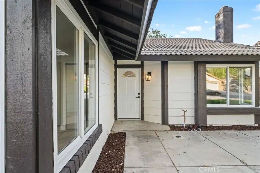 156 S Loretta Avenue, Rialto, CA 92376 - #3