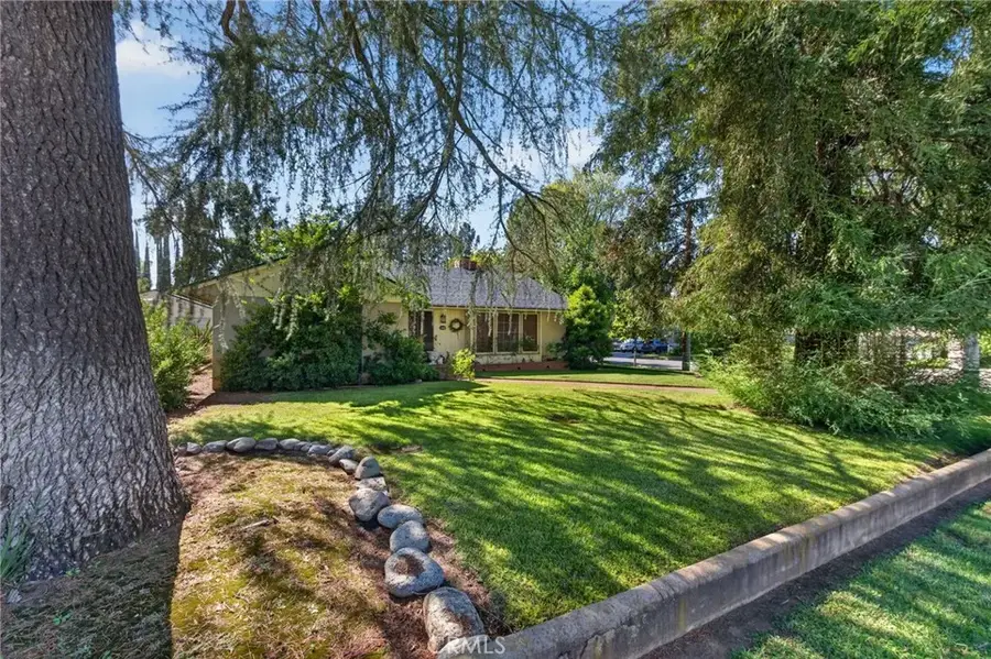 1000 Alvarado Street, Redlands, CA 92373 - #2