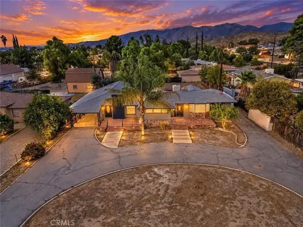 2050 E Oakland Avenue, Hemet, CA 92544
