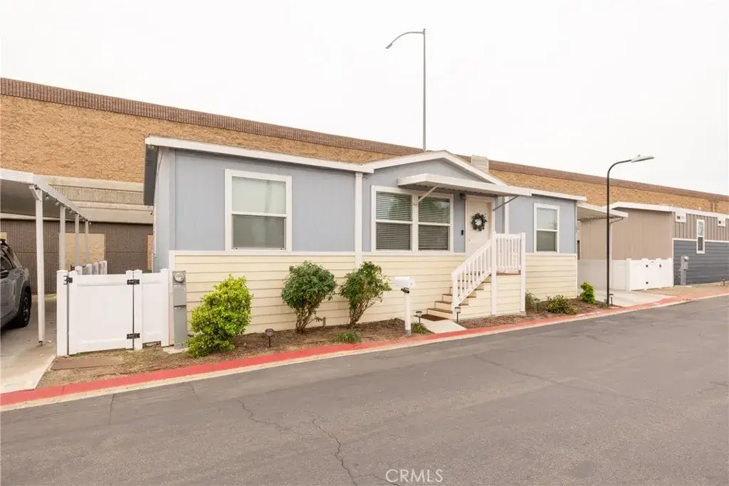 995 Pomona Rd #63, Corona, CA 92882 - #1