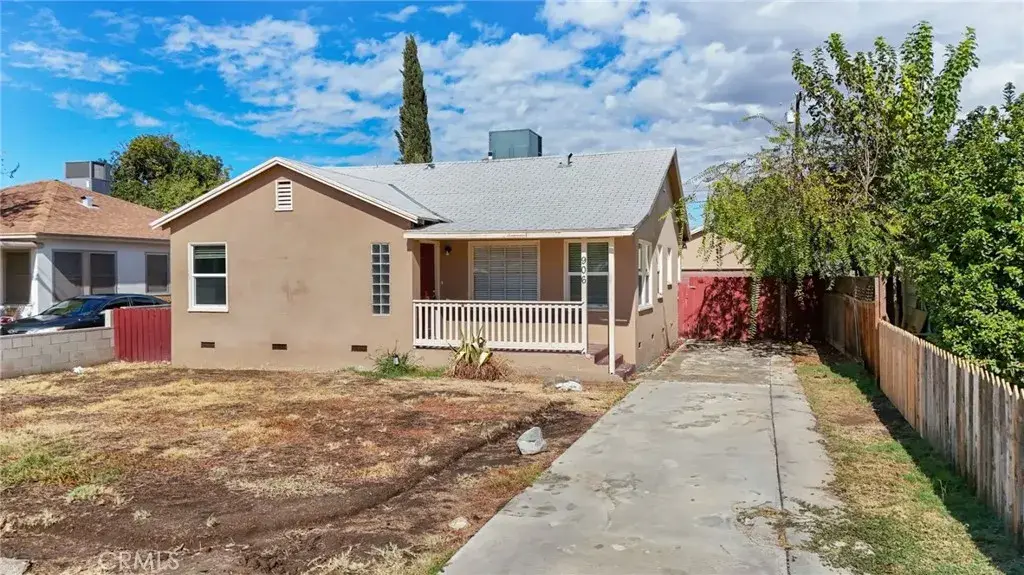 906 2nd, Bakersfield, CA 93304 - #1