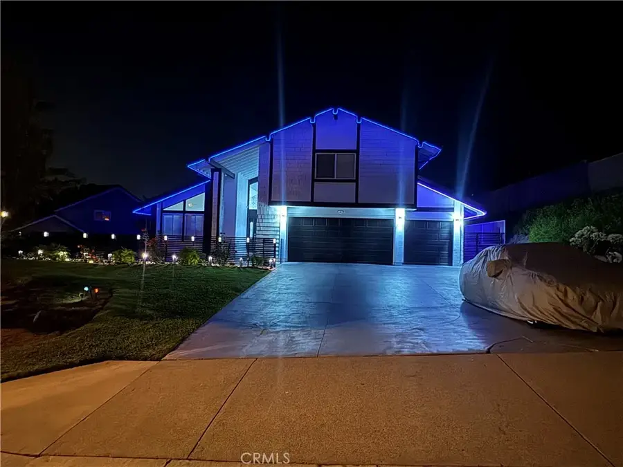 660 S Covered Wagon, Anaheim Hills, CA 92807 - Image #2