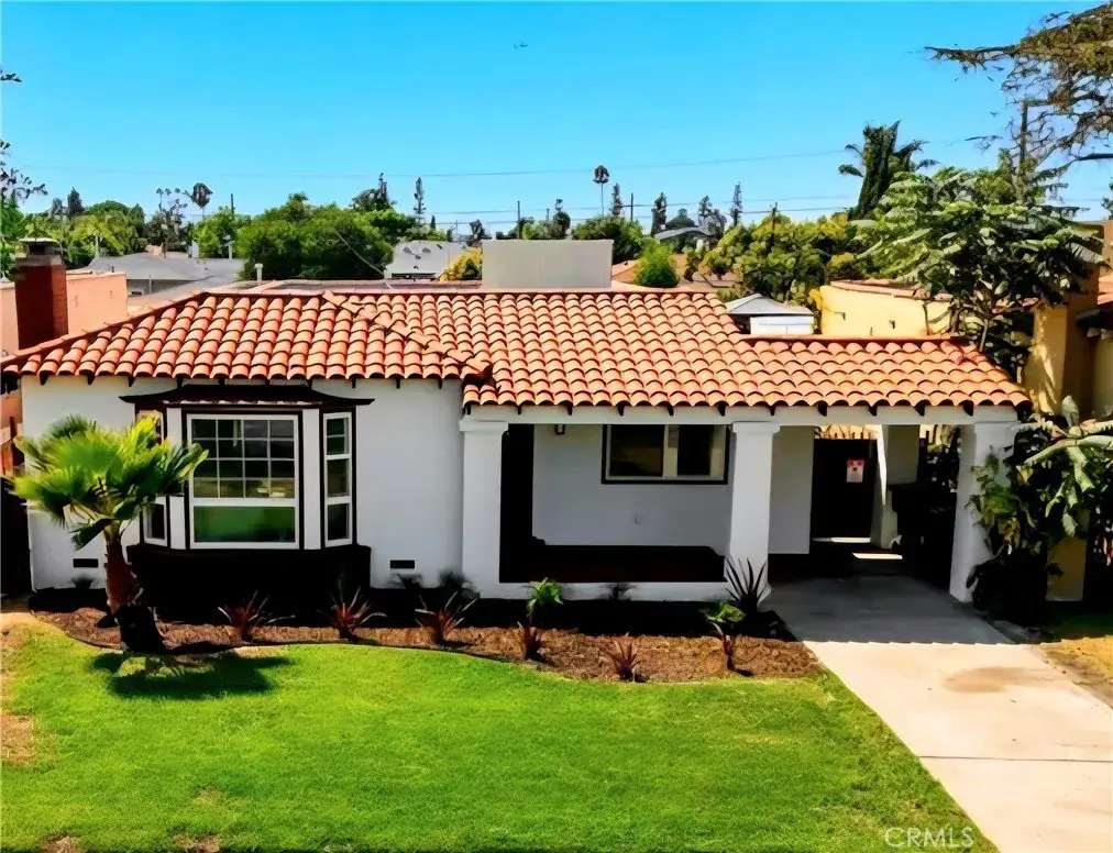 8909 S 5th Avenue, Inglewood, CA 90305 - Image #1