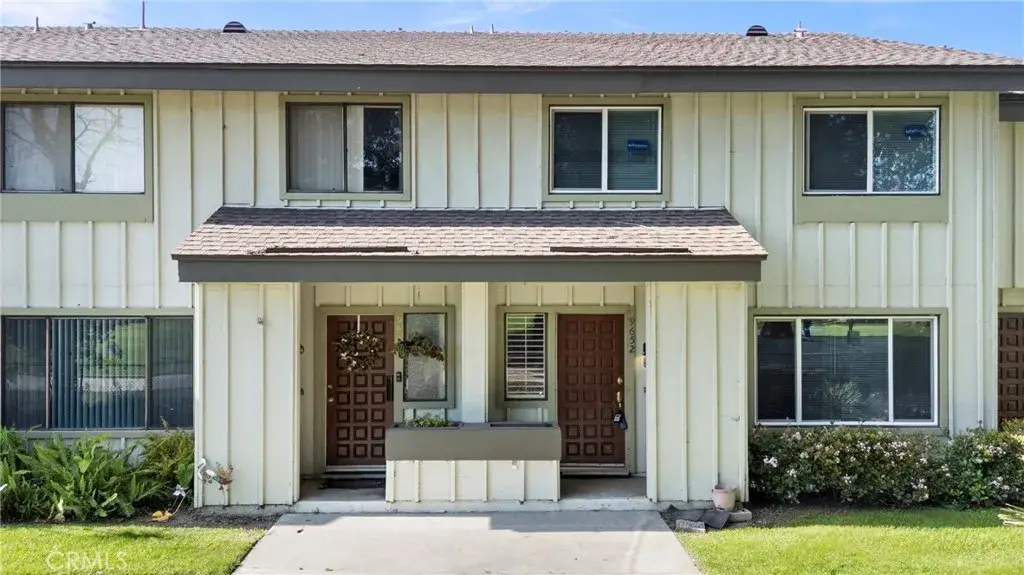 9652 Karmont, South Gate, CA 90280 - #1