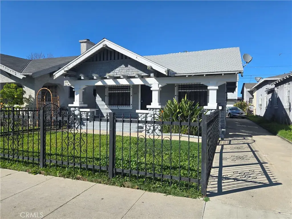 555 W 43rd, Los Angeles, CA 90037 - #1