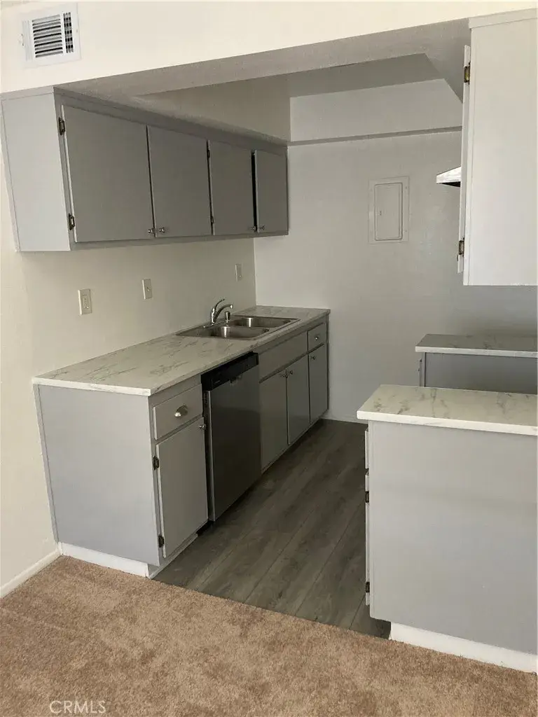 8505 Columbus Avenue #304, North Hills, CA 91343 - #2