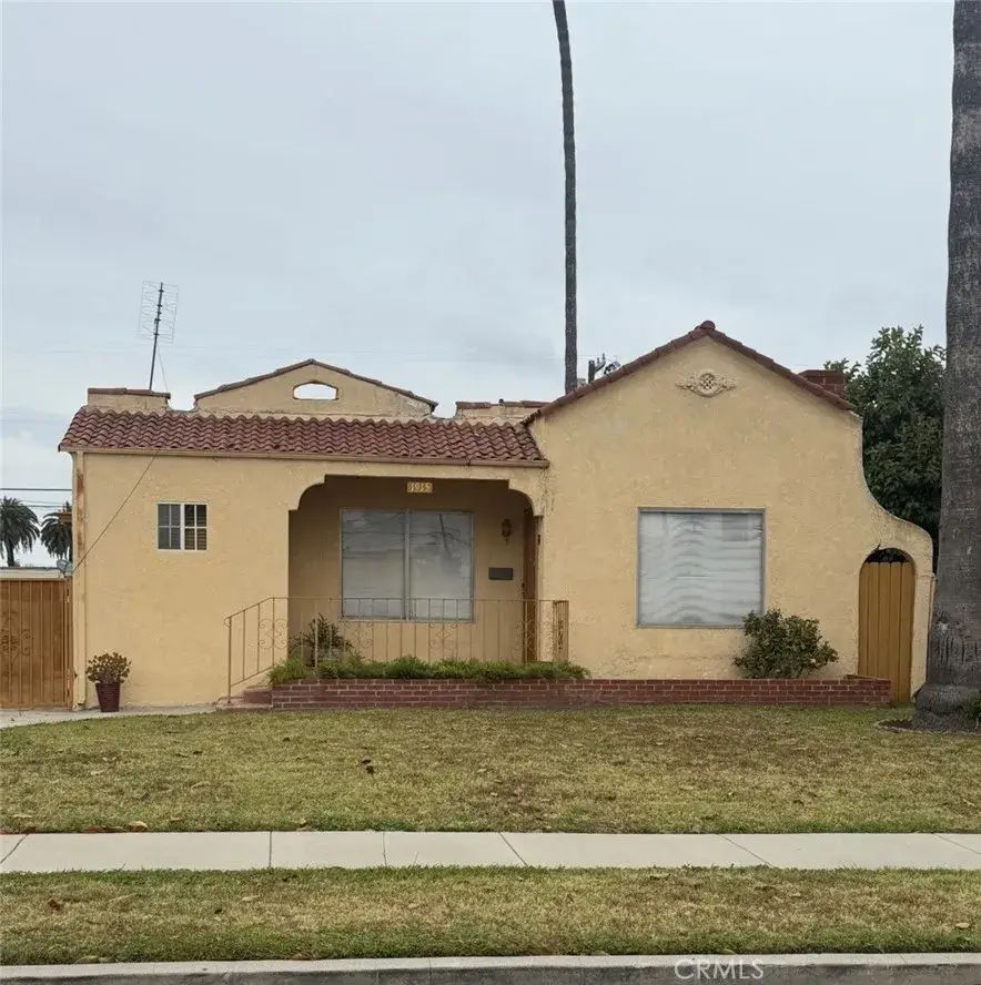 1915 W 75th Street, Los Angeles, CA 90047 - #1