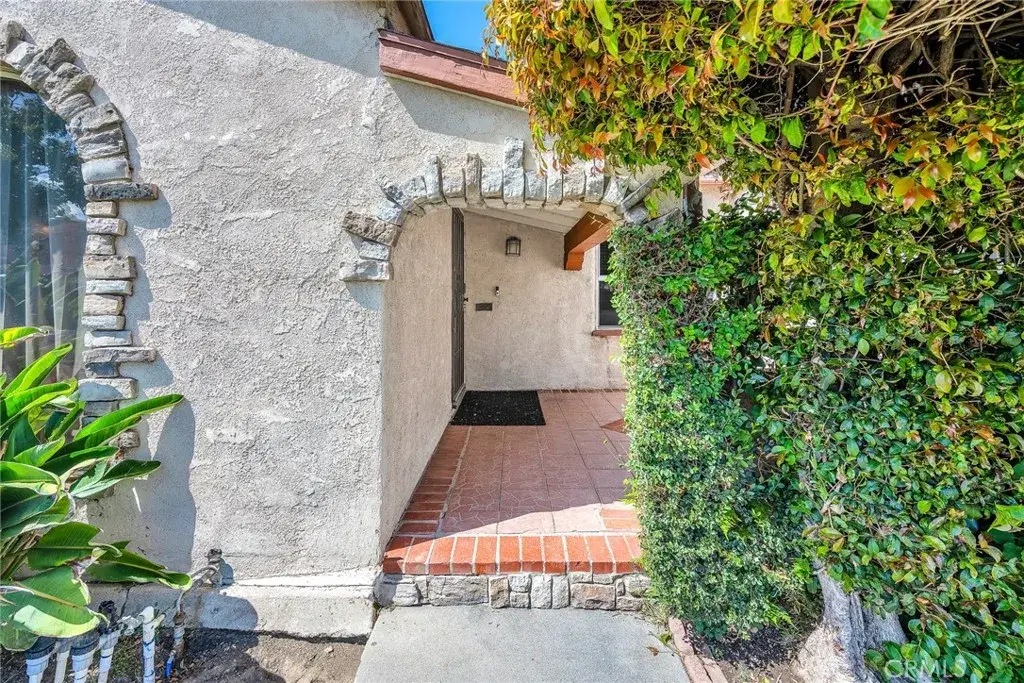 1617 W 80th Street, Los Angeles, CA 90047 - #1