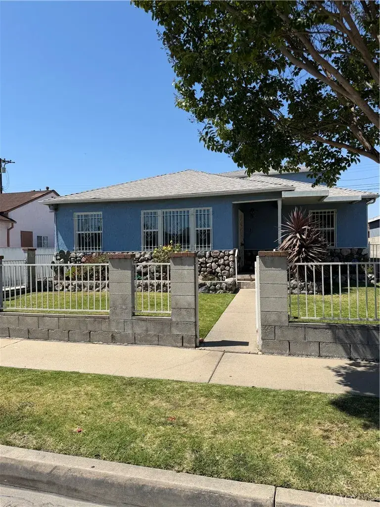 1705 W Arbutus, Compton, CA 90220 - #1