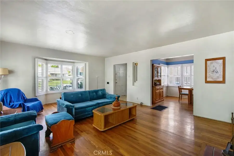320 W 64th Street, Inglewood, CA 90302 - #3
