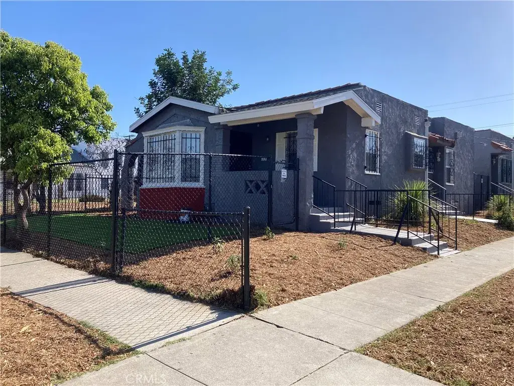302 W 107th Street, Los Angeles, CA 90003 - #1