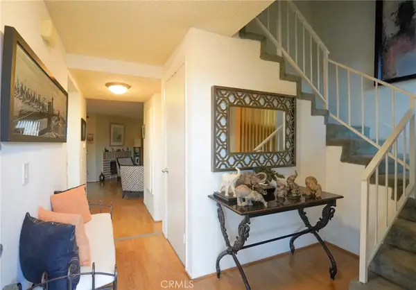 15735 Nordhoff #26, Los Angeles, CA 91343